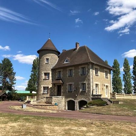 Demeure Des Carila Bed & Breakfast Heudebouville Bagian luar foto